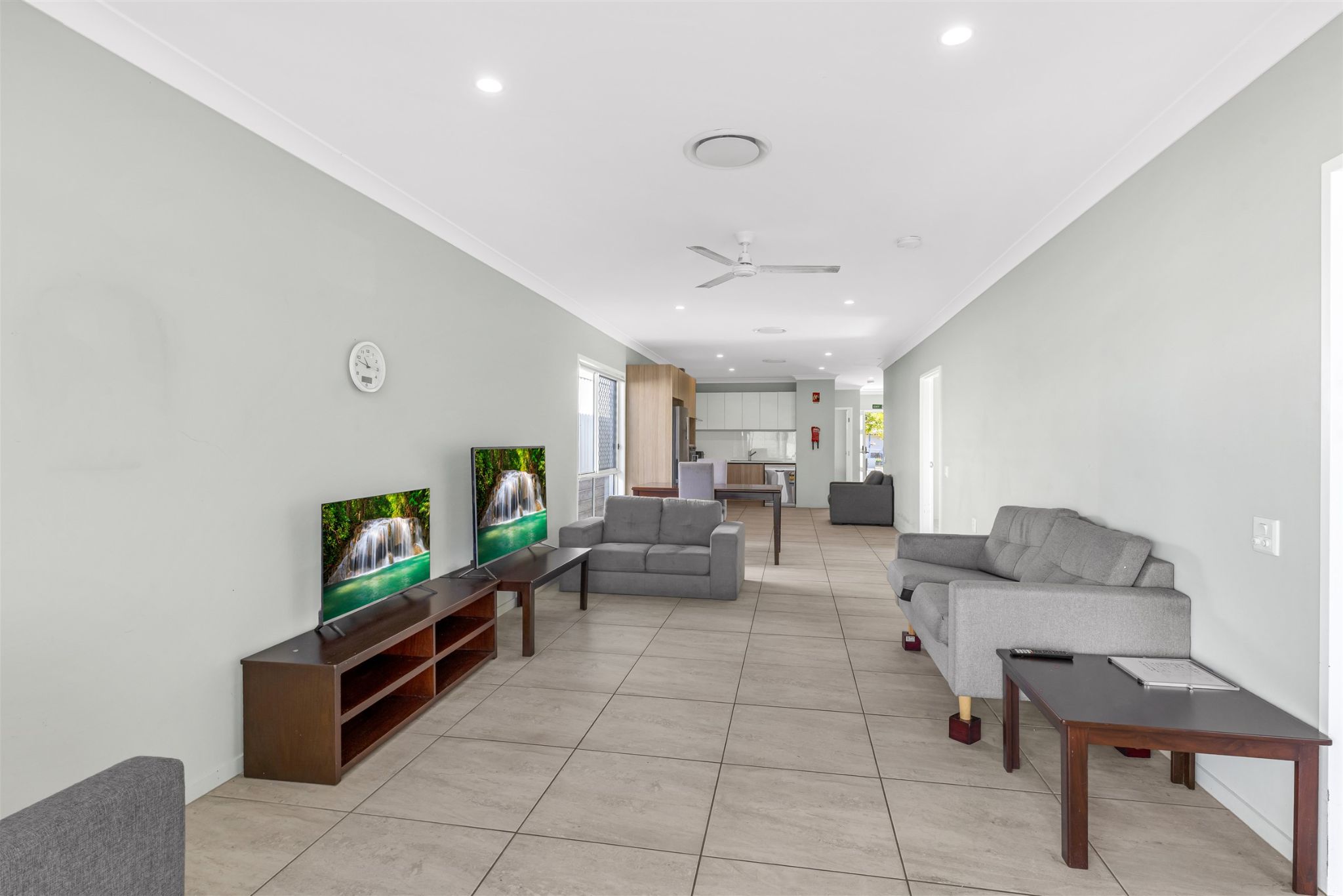 9   North High St 58 - Living to Kitchen