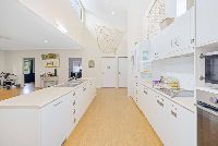 Lindsay Moller-Productions-57076-scaled