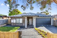 Evelyne   Facade 1 LR No Logo