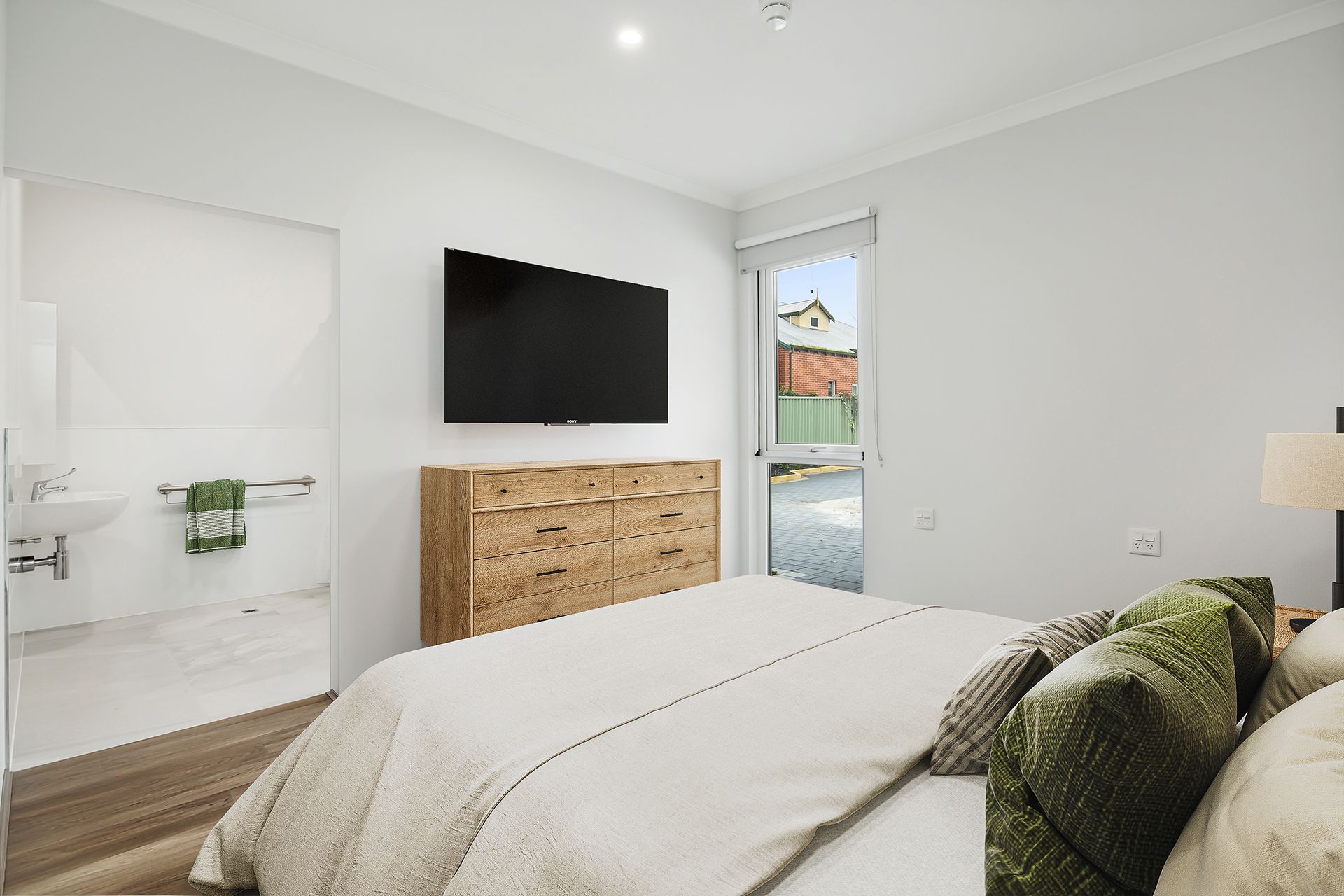 VF 18A Newton Street  Bayswater WEB 4