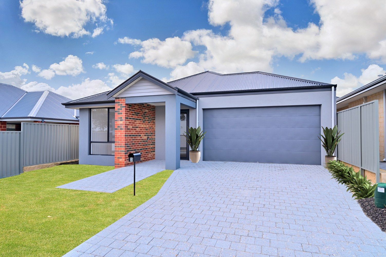 3 Draper Wy Ellenbrook Front II_Resized