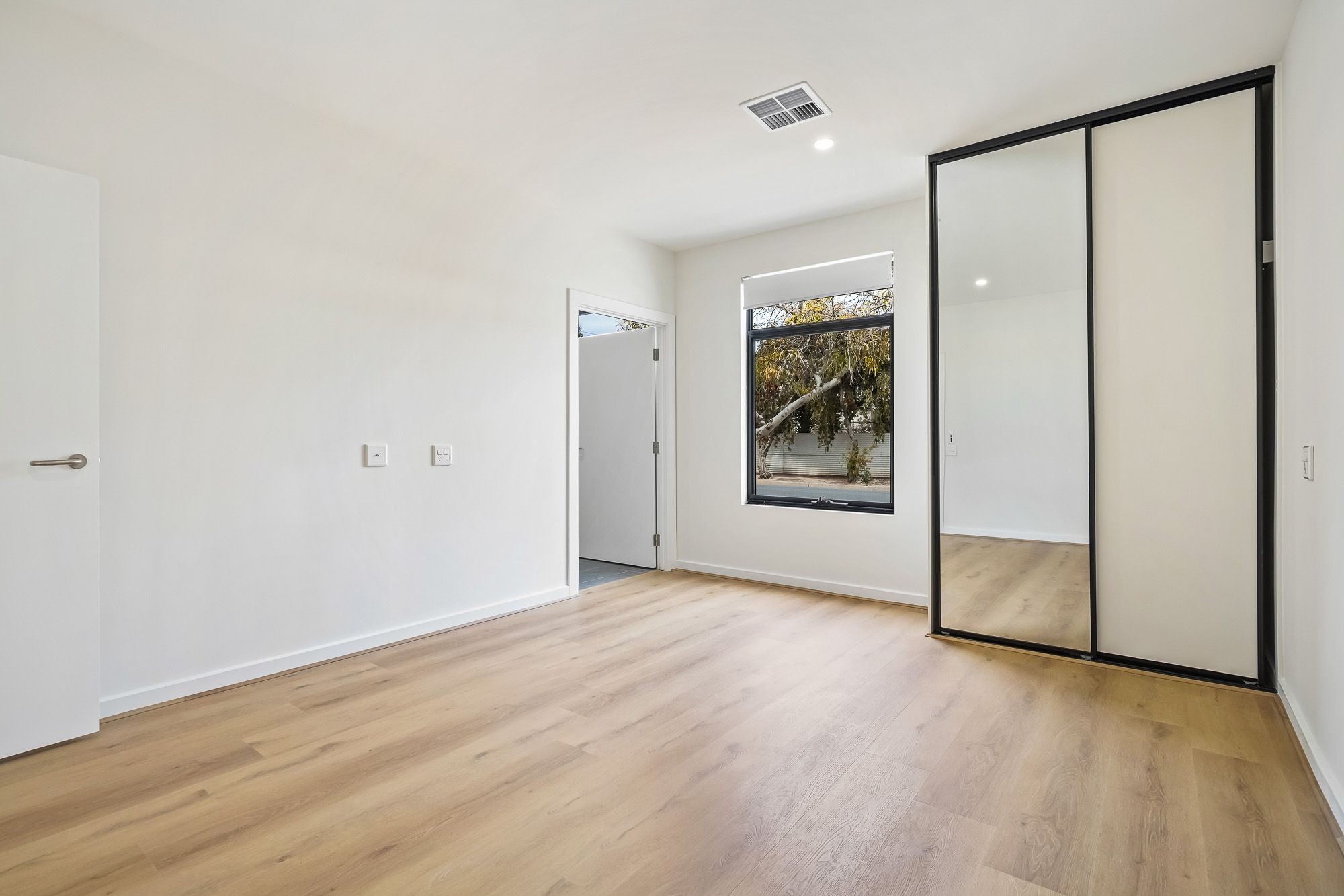 3 Sabine St   Photogram Hub _16