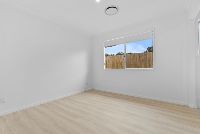 013 Open2view_ID941567-85_Hamilton_Road