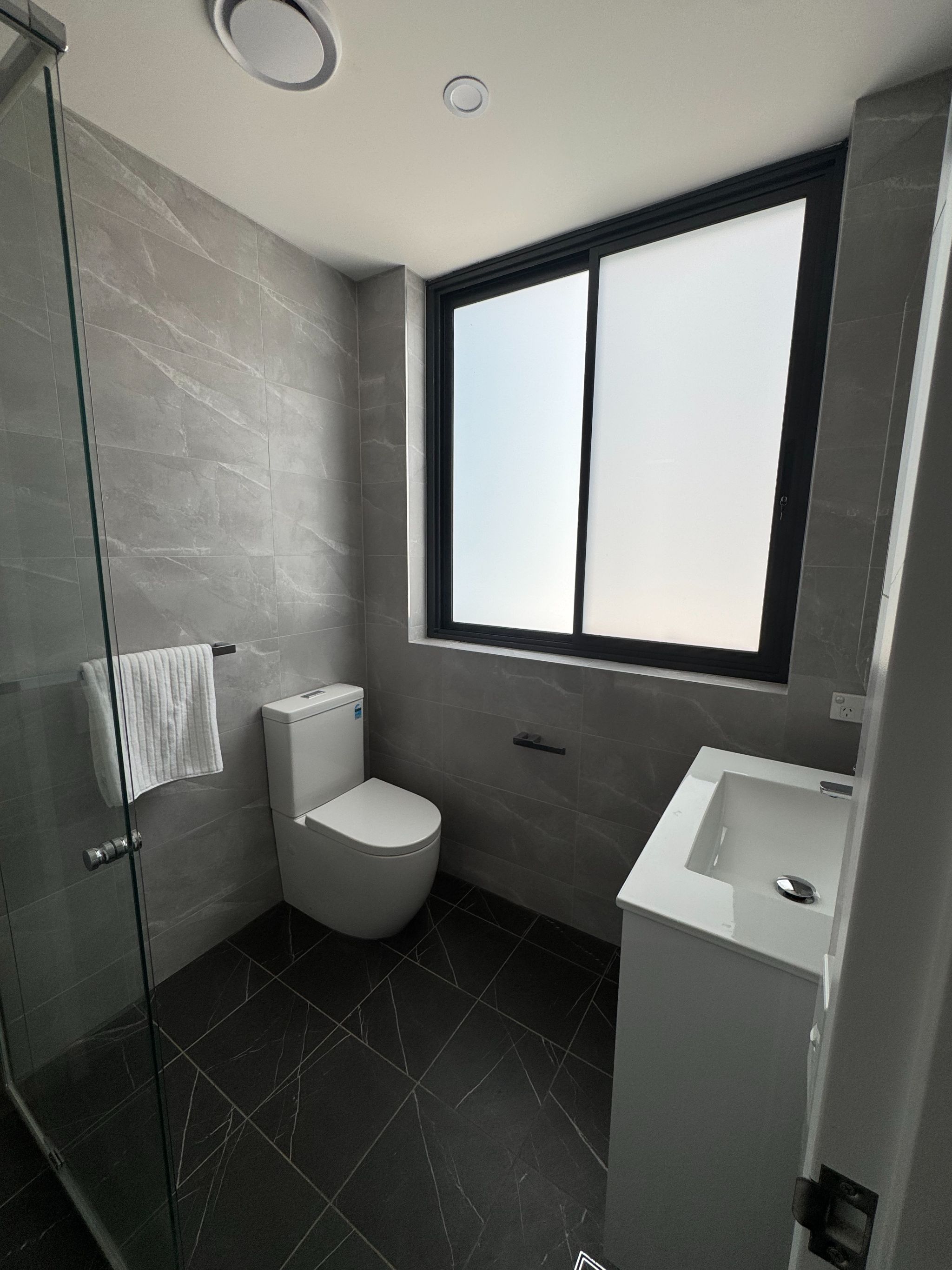 Image   2025-12-17T164330.411