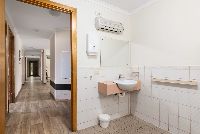 Mt Barker   6 Ware Close - 08