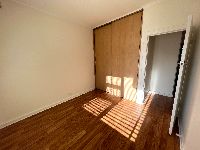 81925618 3AC3-42E9-B0AF-E38B60248811