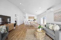 nzcojmamfrsjq8yz87o7