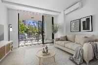 caremetaz  45 of 63) staged