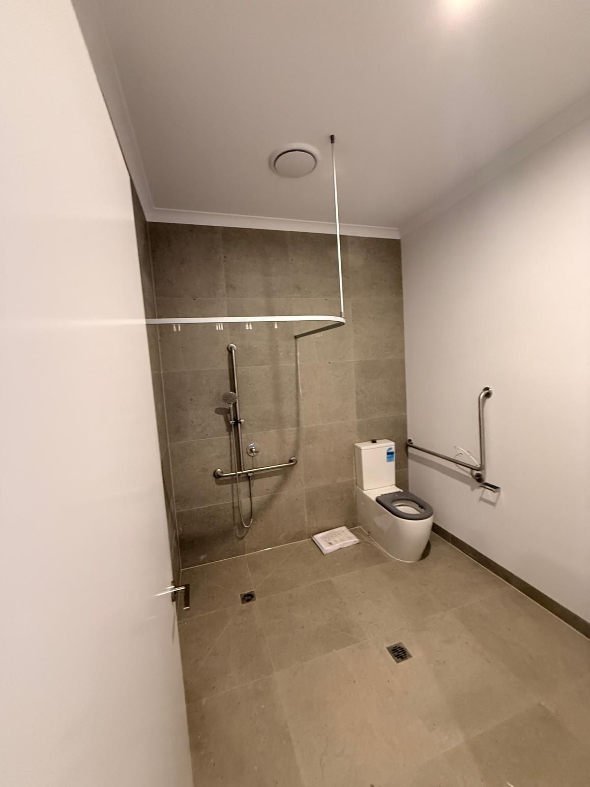 Bathroom   2 - Kalkallo