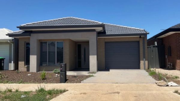 54 Wallangara Facade