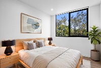 caremetaz  55 of 63) staged