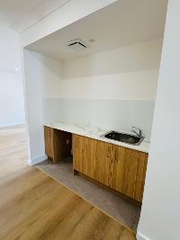 1bb07e8d 25de-4fce-89ad-7a9303f18b4a