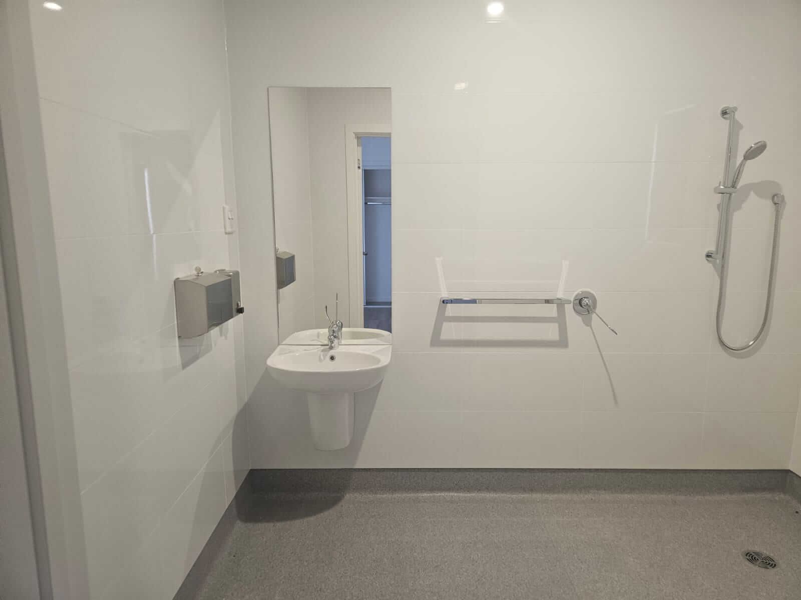 f8592c96 b8ec-4f53-87fd-65a696ea9606