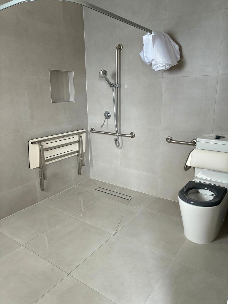 f48c1af0 0565-454a-a141-7e83d098bab0-768x1024