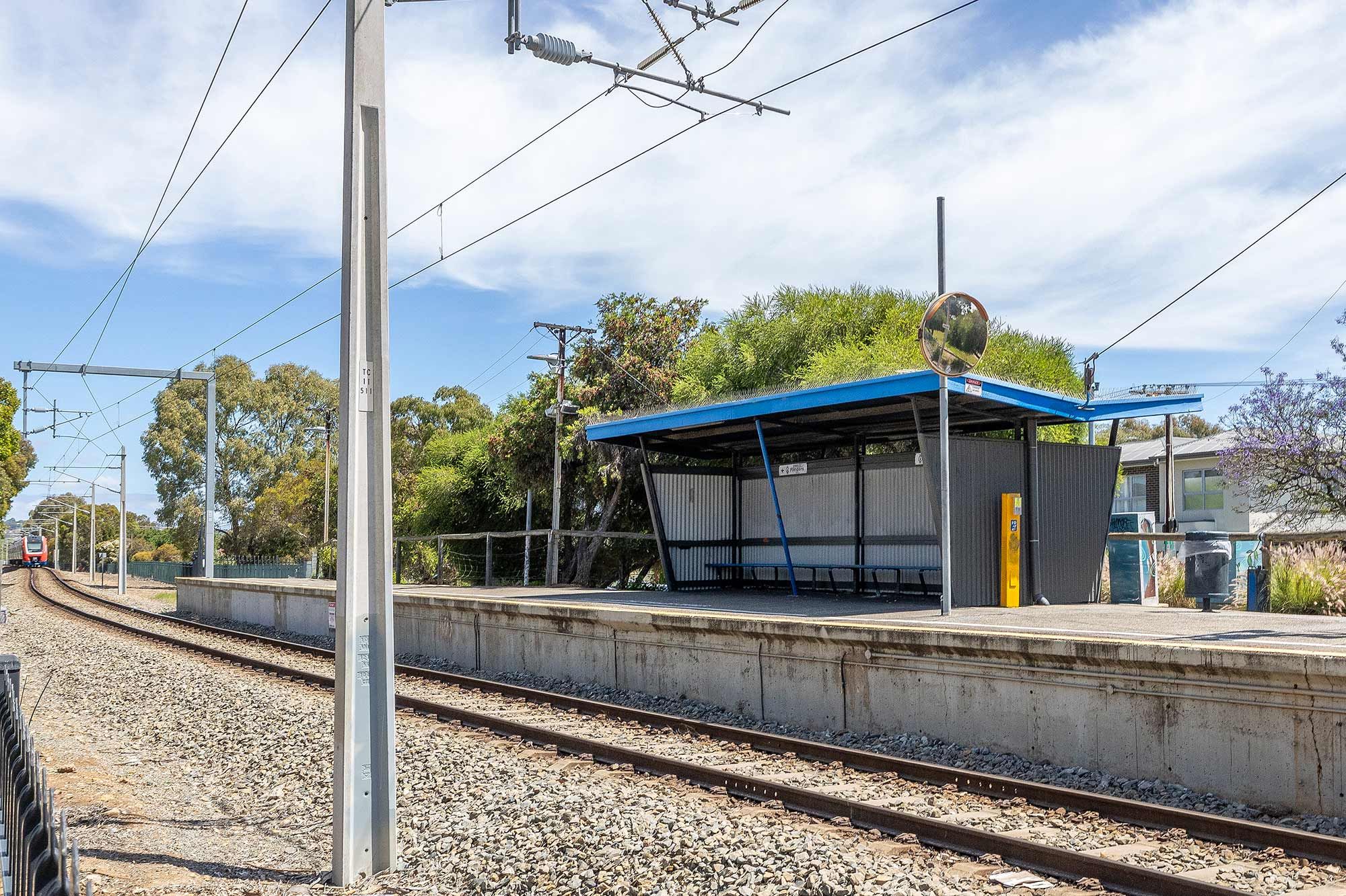 Mitchell Park Railway Station 2 LR No Logo