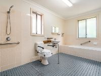 Narraweena  (11193)_Bathroom