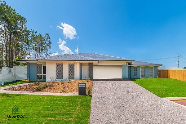 22 Christopher Court Caboolture 001  2) Front