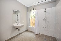 9   Leopold St 93 - Ensuite 3