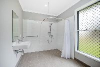 11   Leopold St 93 - Ensuite 4