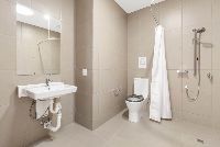 Ensuite HR No Logo_LR_Q7