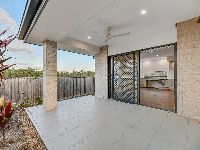 15   Salsa St 11 - Patio