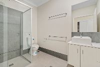 011 Open2view_ID965911-49_Boundary_Street