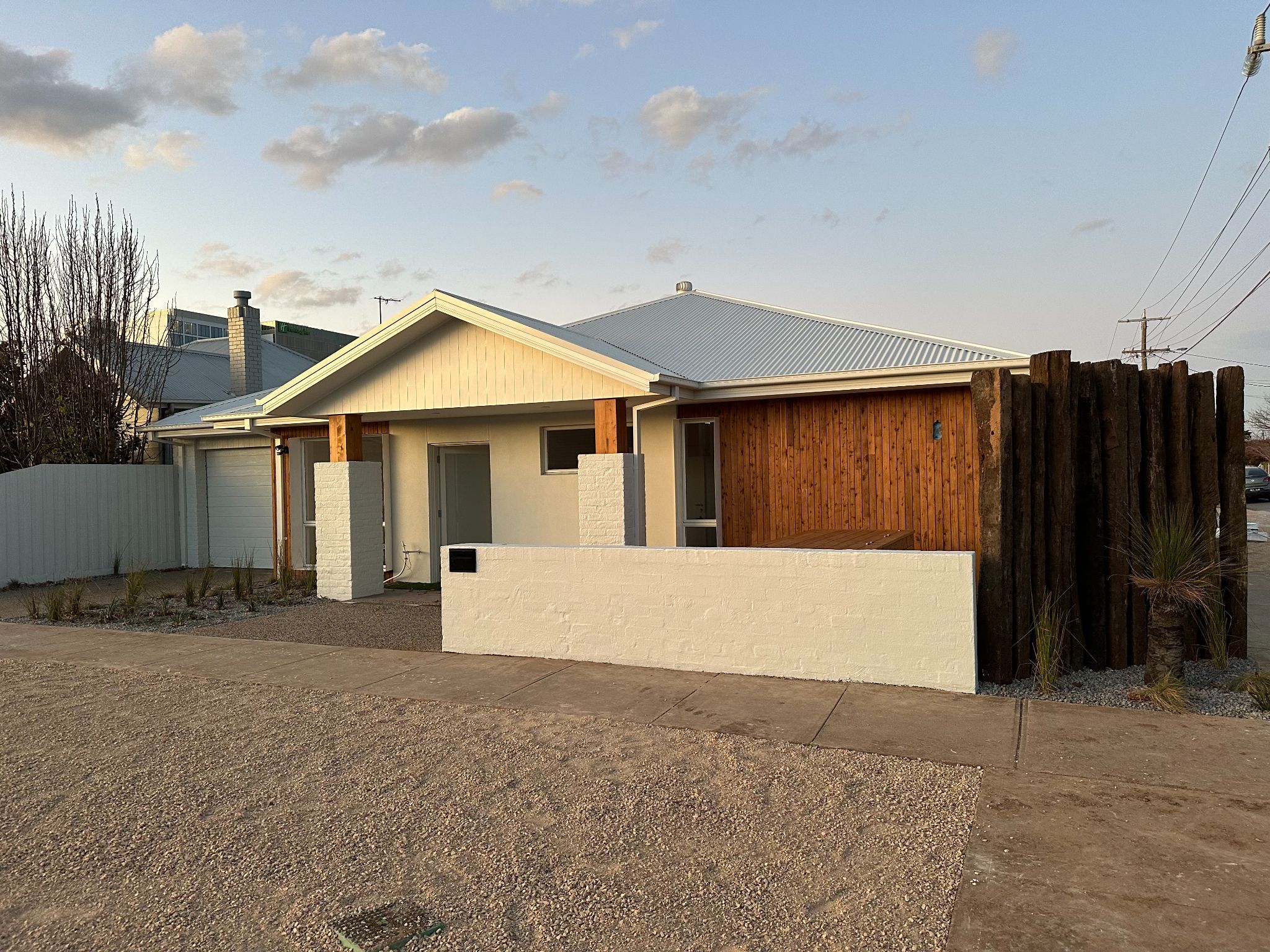 18 Anderson Street Werribee Street View 2