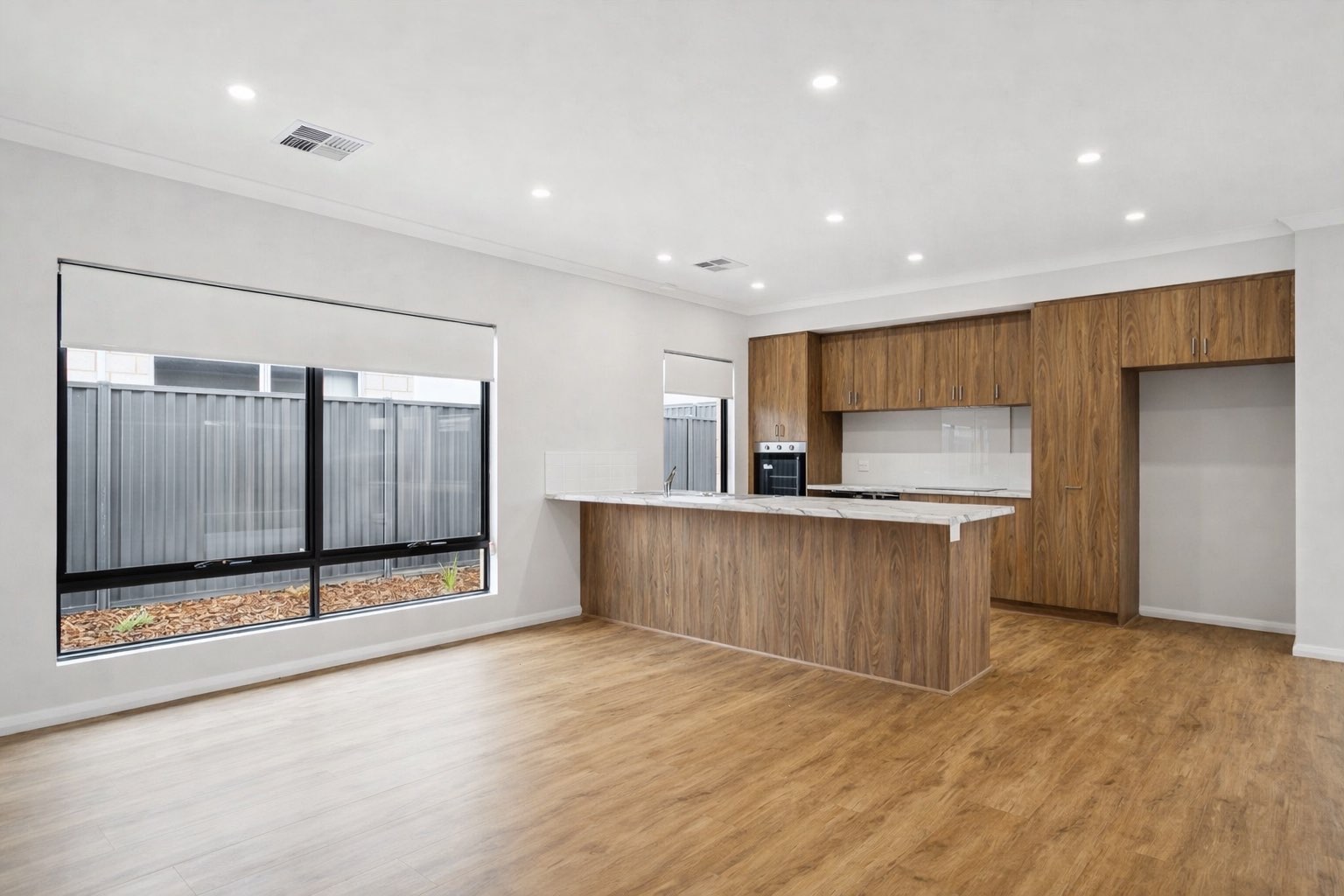 7C1D421E F8E1-4658-8A3B-110921CCAADA