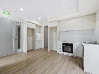 25 Nightmarch Street  Officer (9)