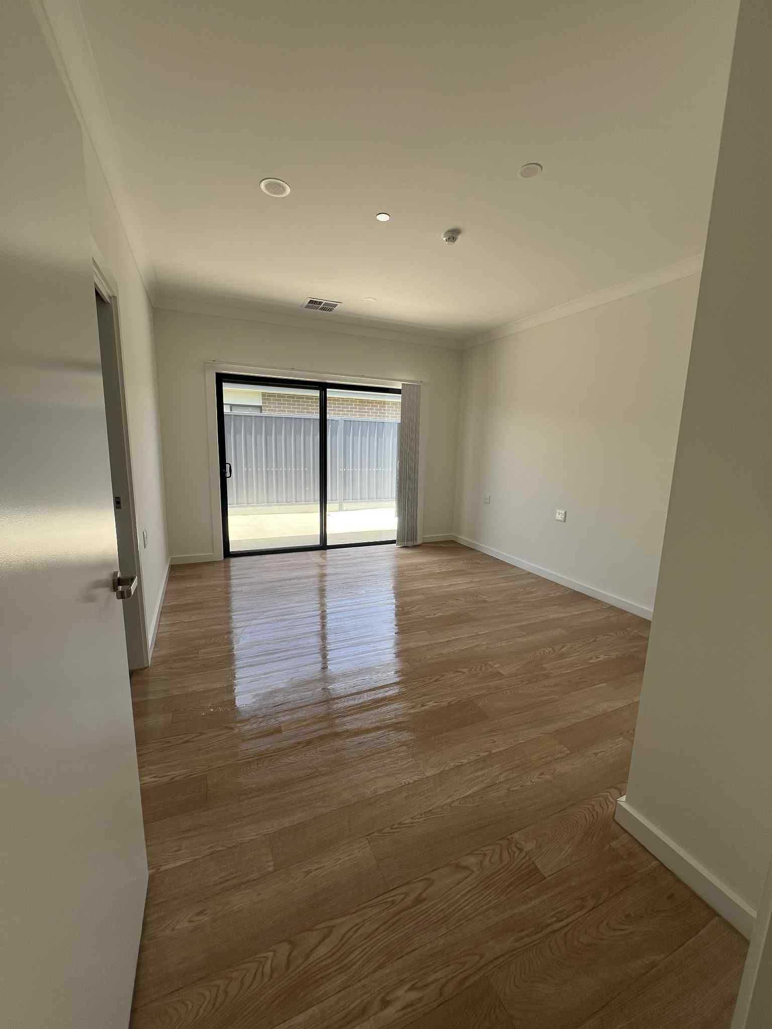 4   Fradd Rd 84 - Bed 2