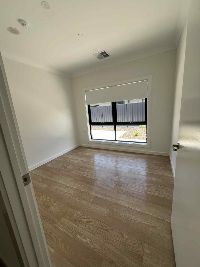 7   Fradd Rd 84 - OOA