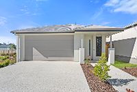 014 Open2view_ID985661-5_Rana_Street