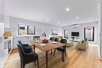 sz32877 - dining room - standard - 12-re hires-2