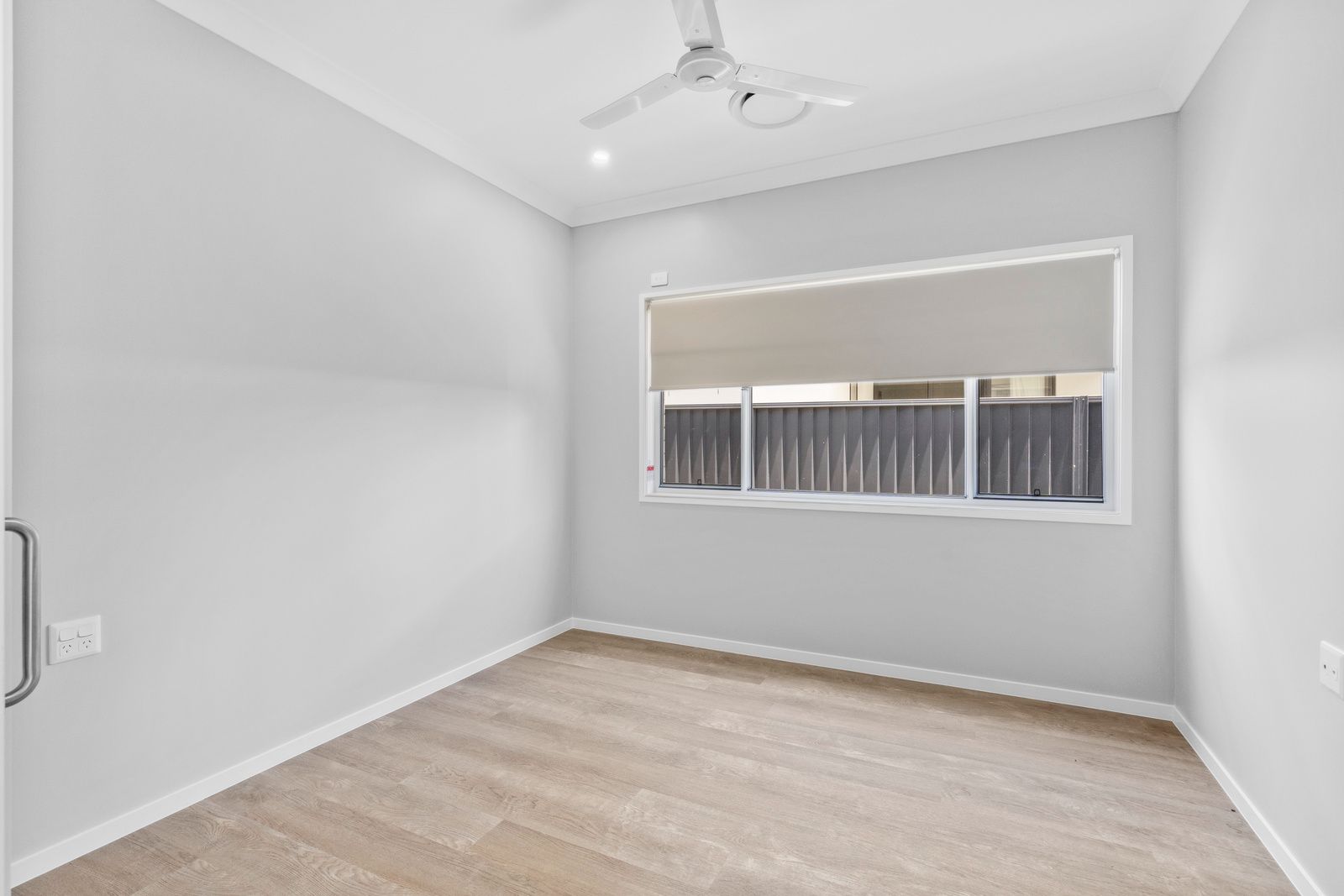 010 Open2view_ID988604-20A_Sheaffe_Street