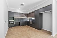 011 Open2view_ID988604-20A_Sheaffe_Street