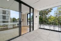 Dandenong Pickett Baclony