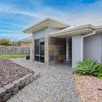 Ebony Crescent Redland Bay LRG   002b - square