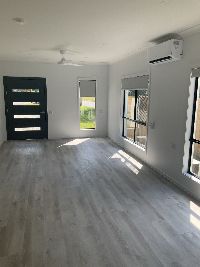 Lounge room photo  1)