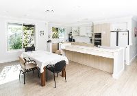 SIL043 LR_Maryland_shared kitchen dining_1