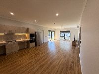 3   Weetwood St 1b - Kit Liv Din