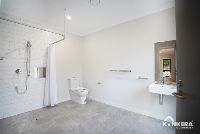 Kingscote Int_8_v1_Small SIze Logo