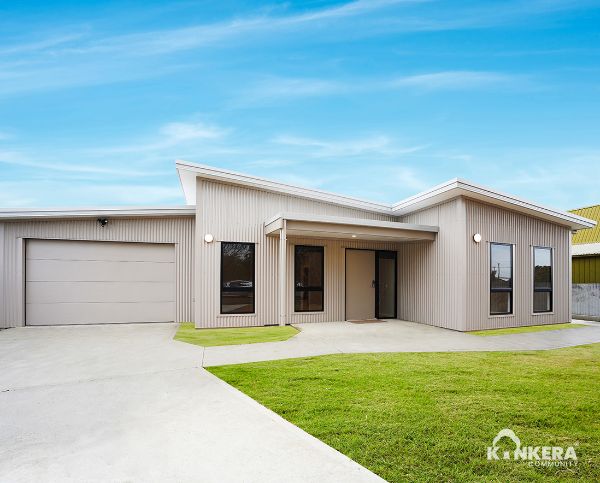 Kingscote Ext_12_v2_crop_Small SIze Logo