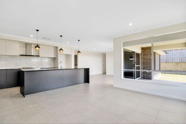 6 Cruiser Street Chisholm 7