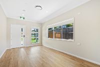 PROFESSIONAL PHOTO   LOW RES 2