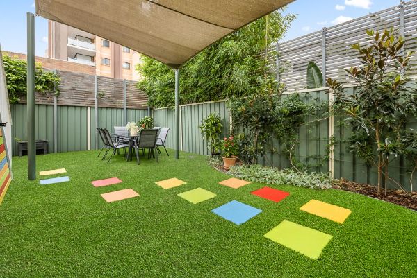 Sunnyfield 23 2.23 - WEB - 003