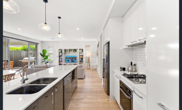 90 Bowker Street Kitchen