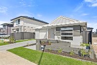 PROFESSIONAL PHOTO   LOW RES 2