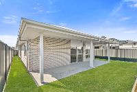 PROFESSIONAL PHOTO   LOW RES 4