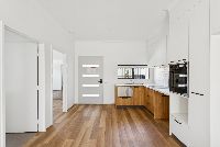 3 13 Cope St  Midland 07