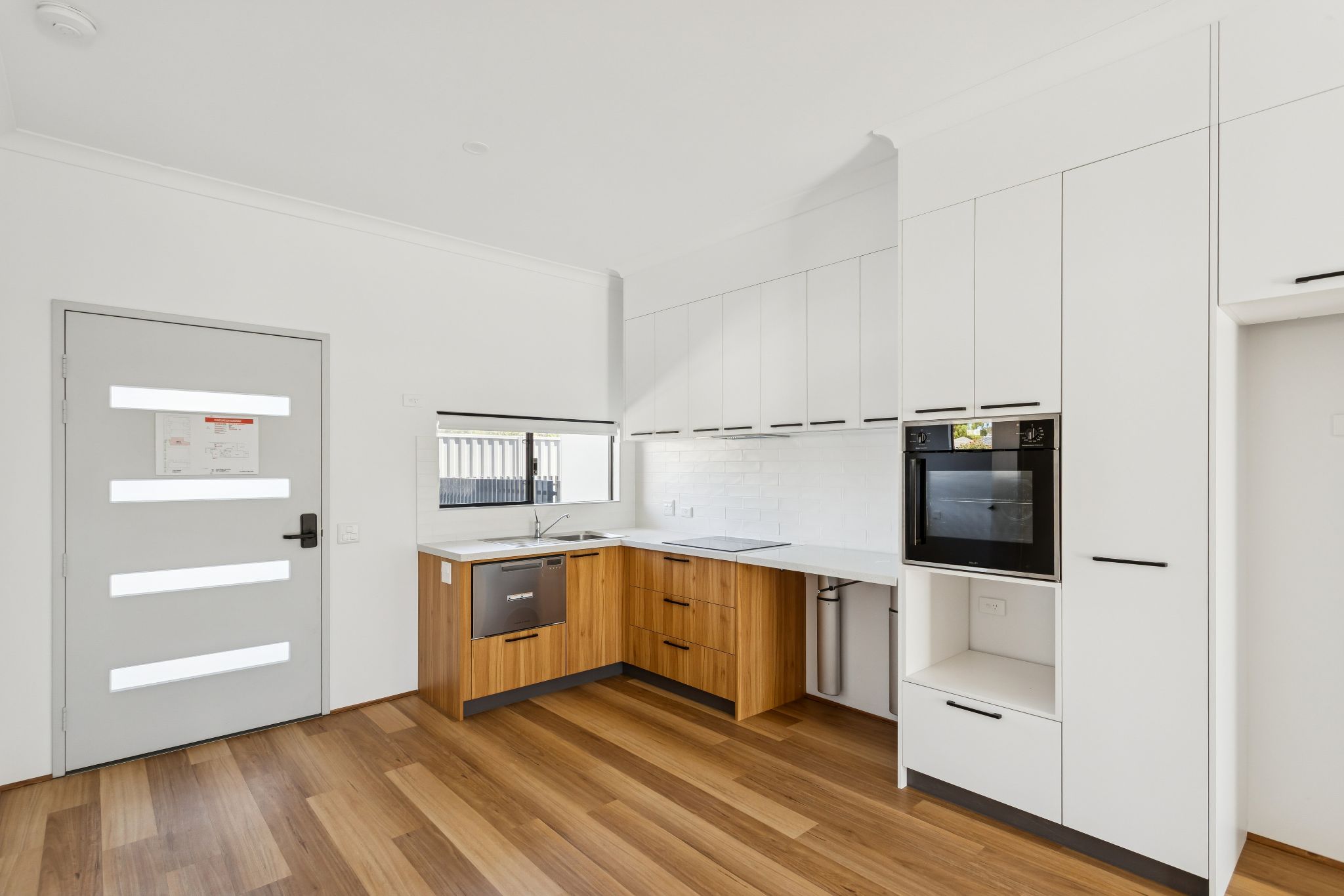 3 13 Cope St  Midland 08